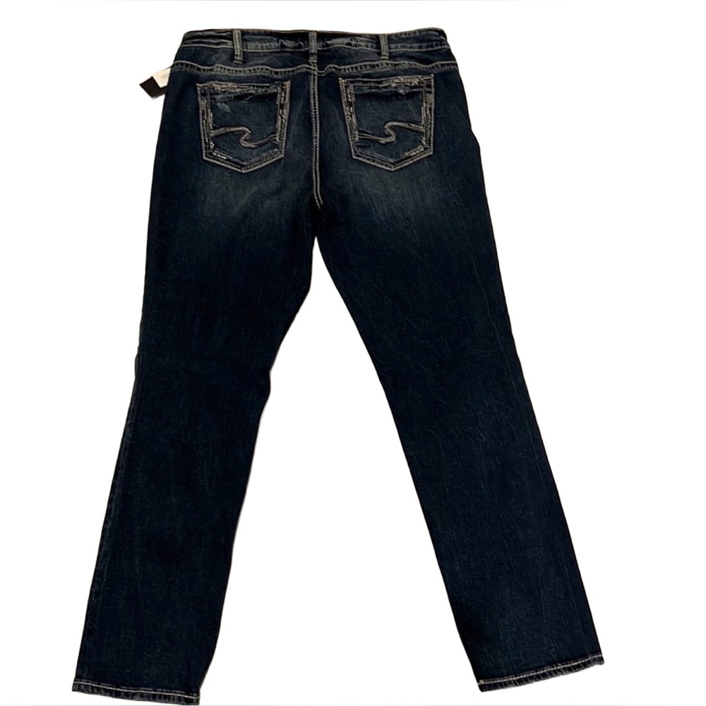 Silver Jeans Co
Women’s Elyse Straight Indigo Blue Jeans
Size 14, Length 30 👖 - Picture 5 of 11
